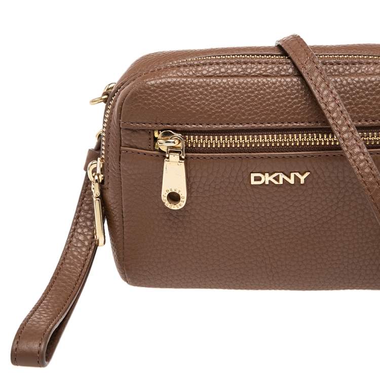 Pre Owned Dkny Brown Grained Leather Front Pocket Camera Bag