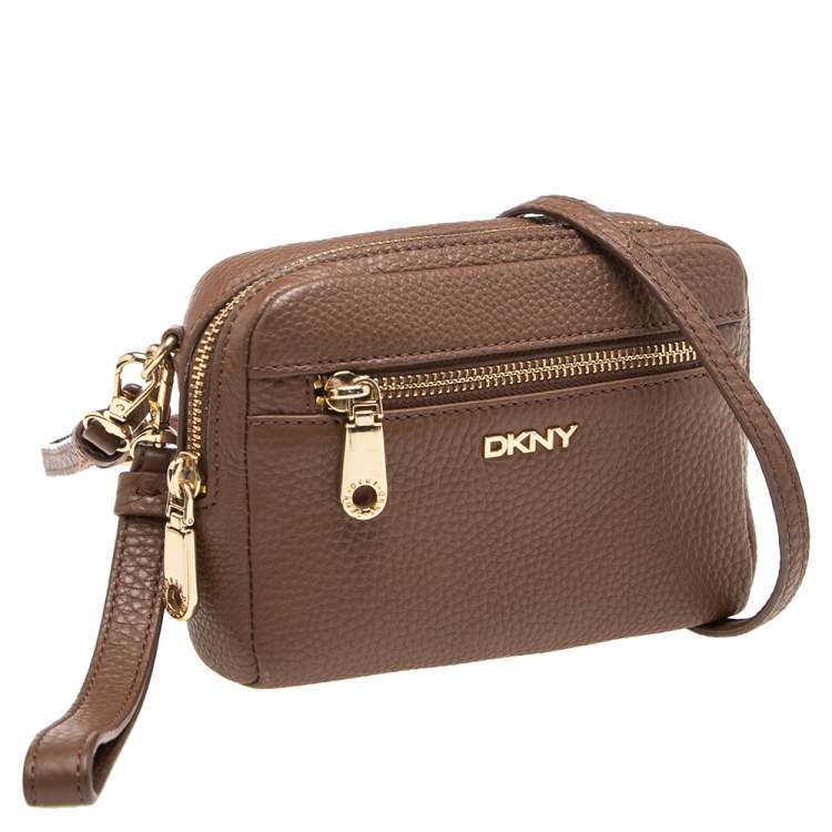 Pre Owned Dkny Brown Grained Leather Front Pocket Camera Bag