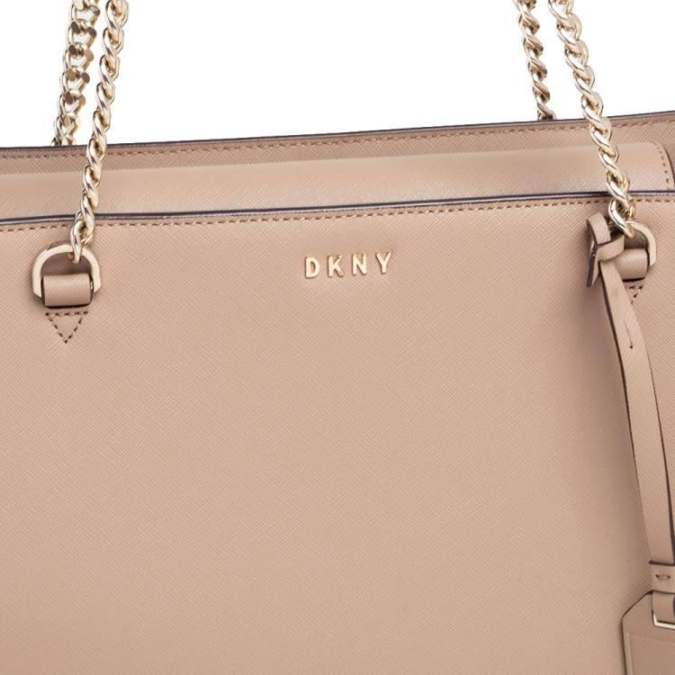 Pre Owned DKNY Beige Leather Bryant Park Chain Tote