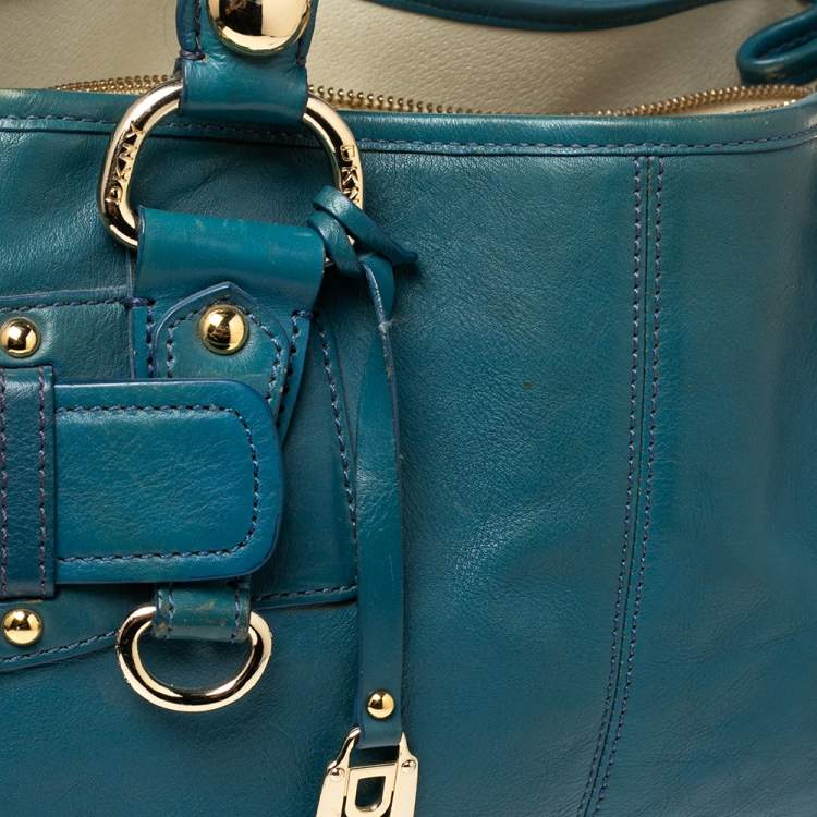 مملوكة مسبقًا DKNY Blue Leather Tote