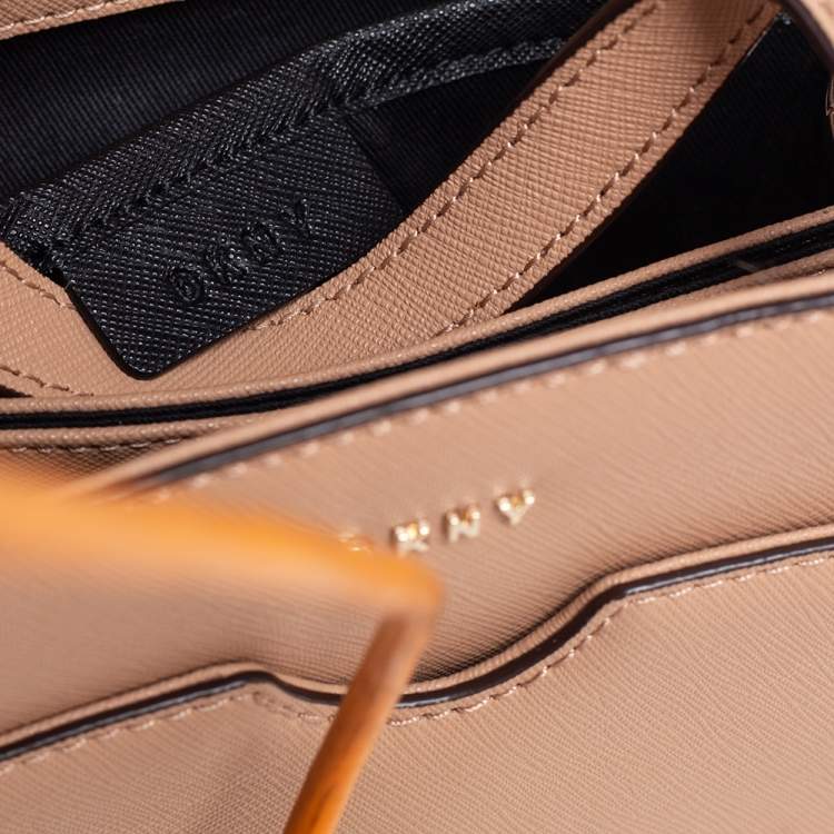 Pre Owned Dkny Beige Saffinao Leather Bryant Park Satchel