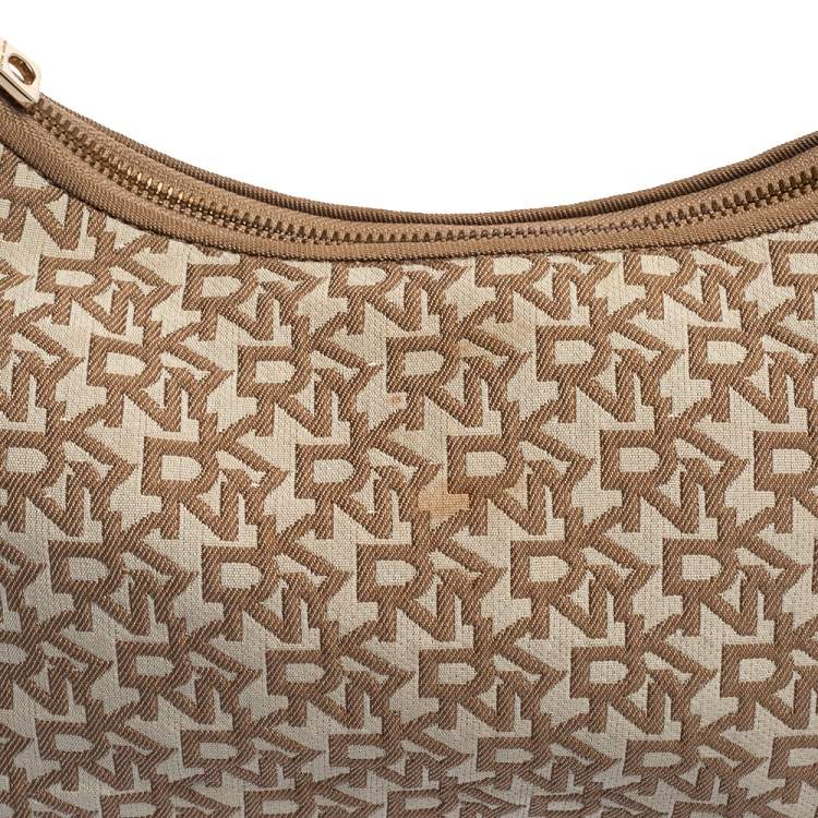 Pre Owned Dkny Beige Signature Canvas Baguette Shoulder Bag