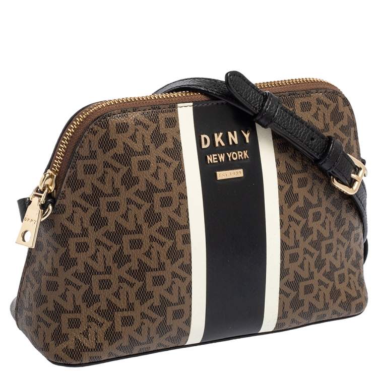 مملوكة مسبقًا DKNY Beige Signature Coated Canvas Crossbody Bag