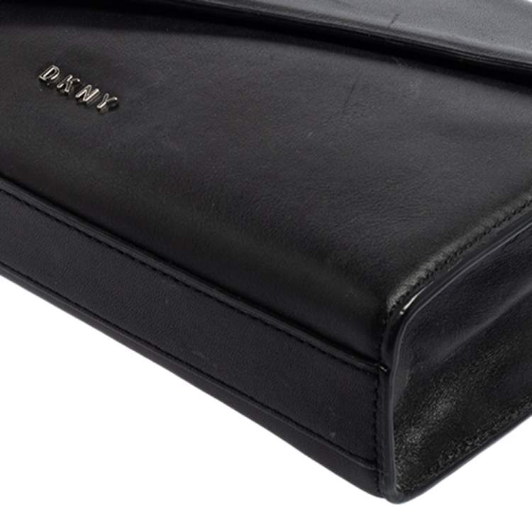 Pre Owned DKNY Black Leather Envelope Clutch