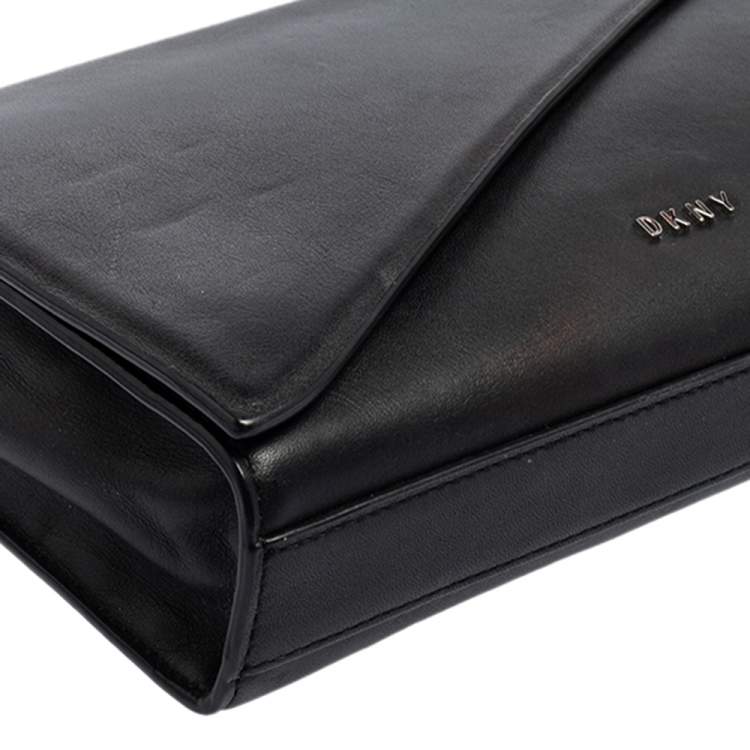 Pre Owned DKNY Black Leather Envelope Clutch