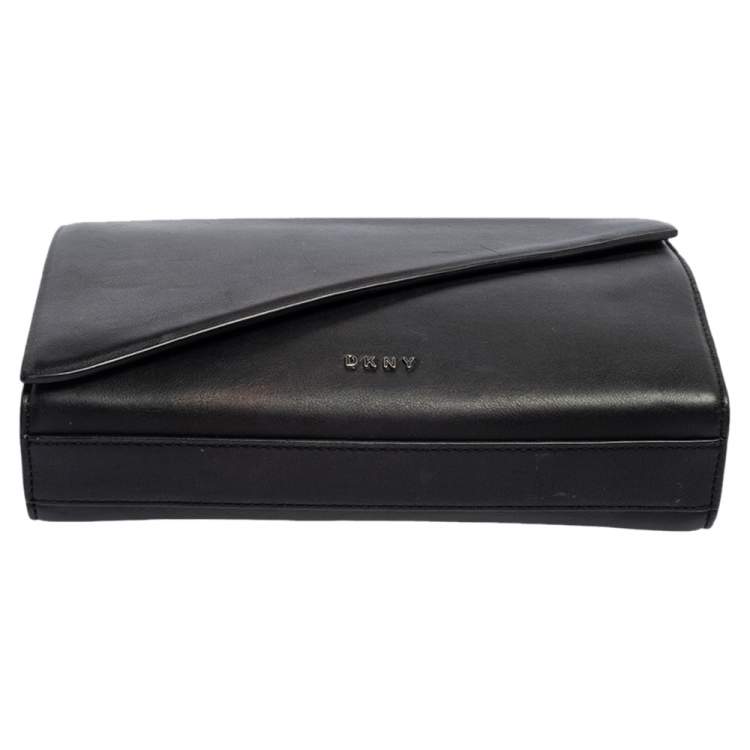 Pre Owned DKNY Black Leather Envelope Clutch