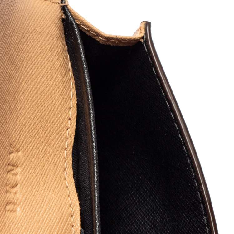 Pre Owned Dkny Beige Saffiano Leather Flap Compact Wallet