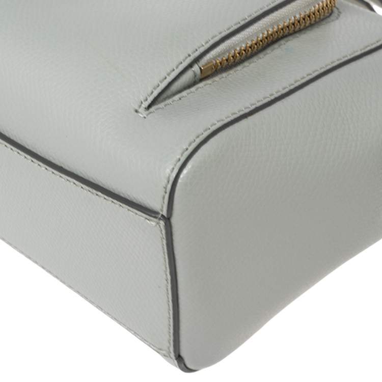مملوكة مسبقًا DKNY Grey Leather Front Pocket Crossbody Bag
