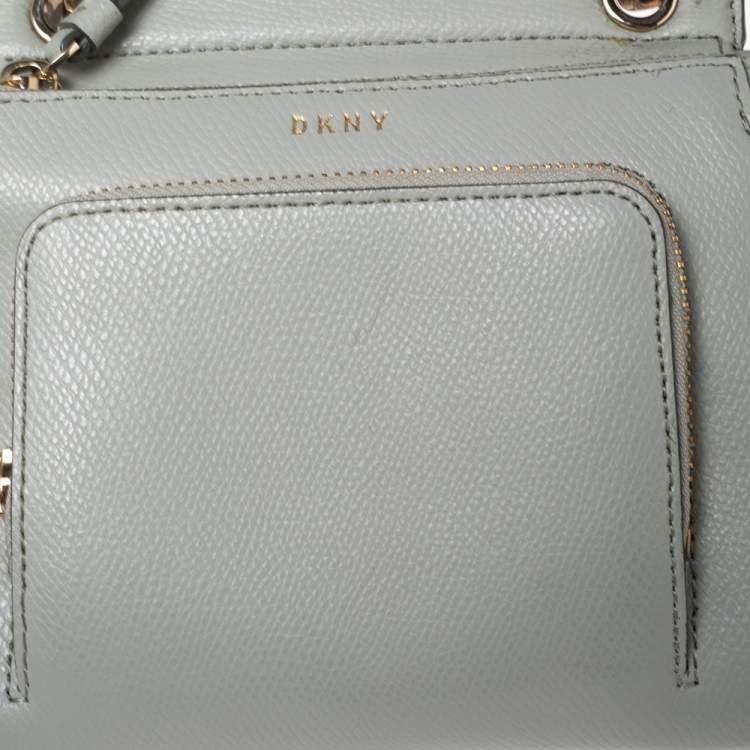 مملوكة مسبقًا DKNY Grey Leather Front Pocket Crossbody Bag