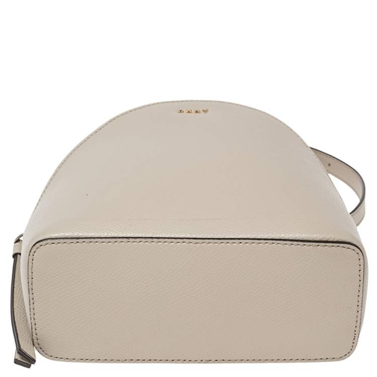 مملوكة مسبقًا Dkny Beige Leather Mini Bryant Backpack Crossbody Bag