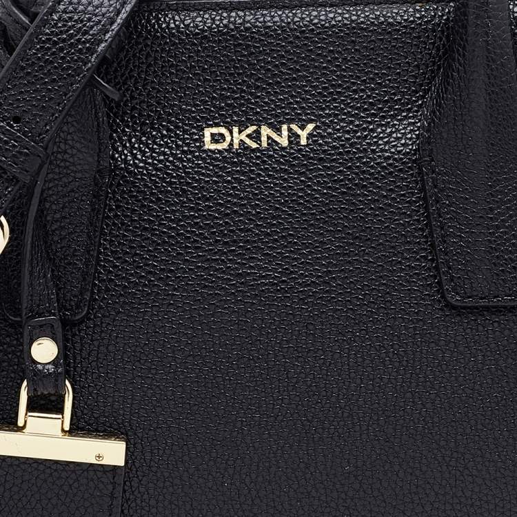مملوكة مسبقًا DKNY Black Leather Chelsea Satchel