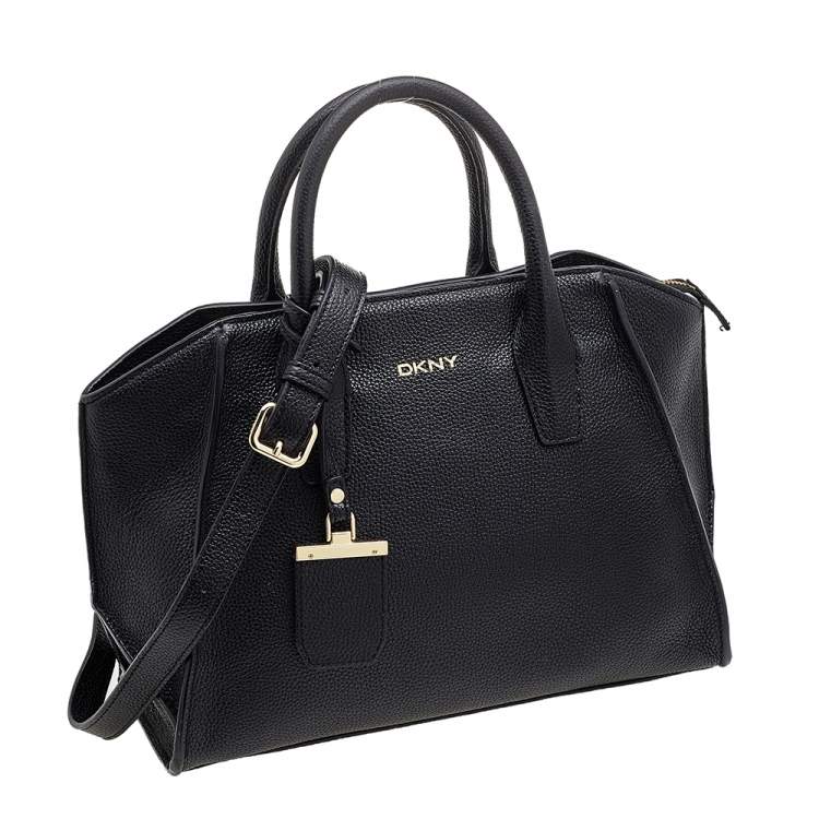 مملوكة مسبقًا DKNY Black Leather Chelsea Satchel