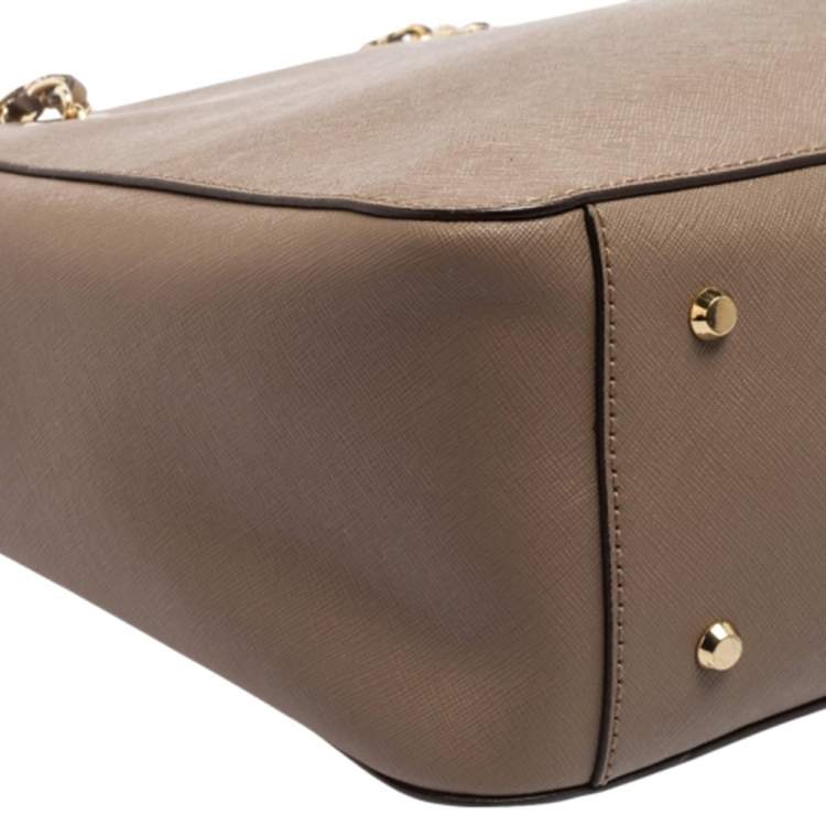 Pre Owned DKNY Grey Saffiano Leather Bryant Park Chain Tote
