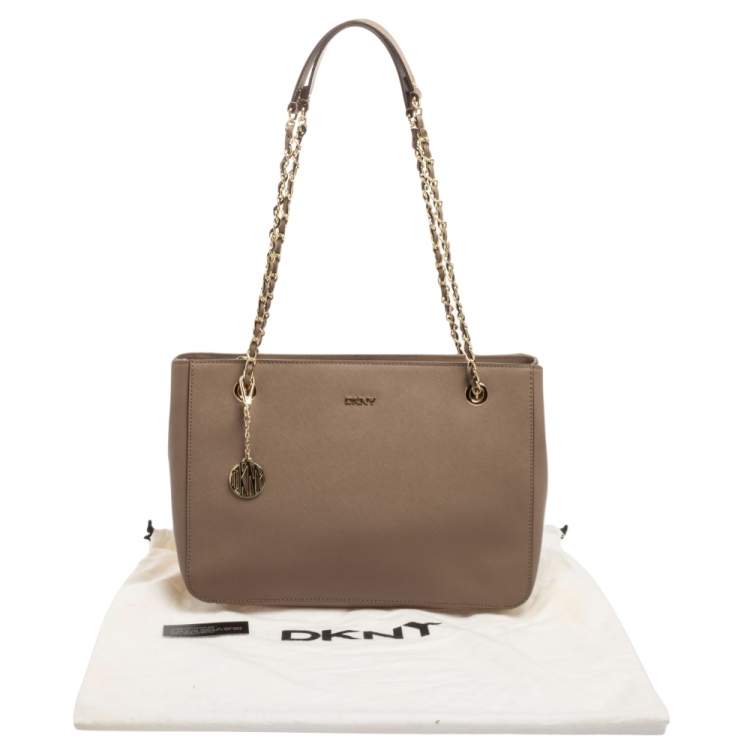 Pre Owned DKNY Grey Saffiano Leather Bryant Park Chain Tote