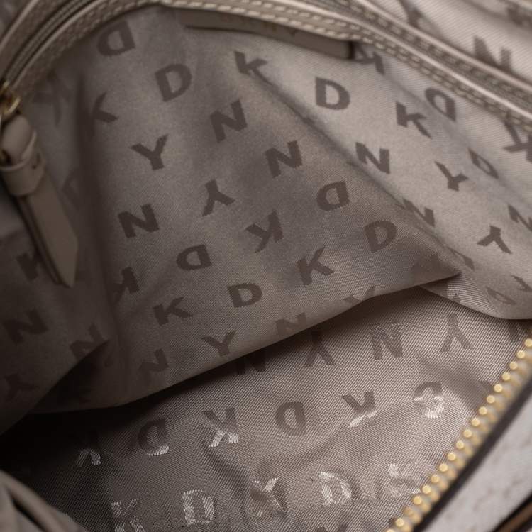 Pre Owned DKNY White/Beige Signature Coated Canvas and Leather Top Zip Shoulder Bag