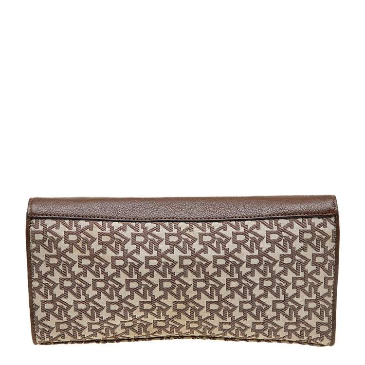 Pre Owned DKNY Brown/Beige Signature Canvas And Leather Chain Shoulder Bag