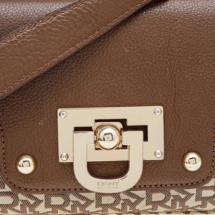 Pre Owned DKNY Brown/Beige Signature Canvas And Leather Chain Shoulder Bag