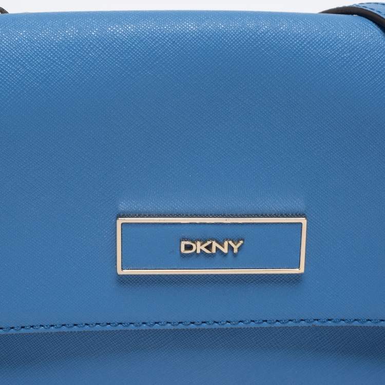 Pre Owned DKNY Blue Leather Robinson Flap Chain Crossbody Bag