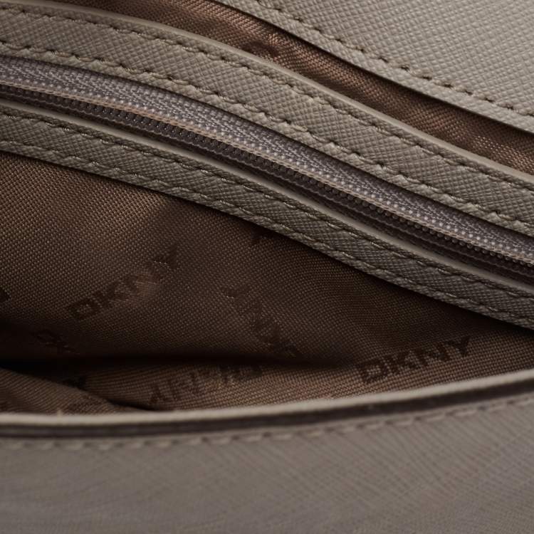 Pre Owned DKNY Grey Leather Bryant Park Flap Shoulder Bag