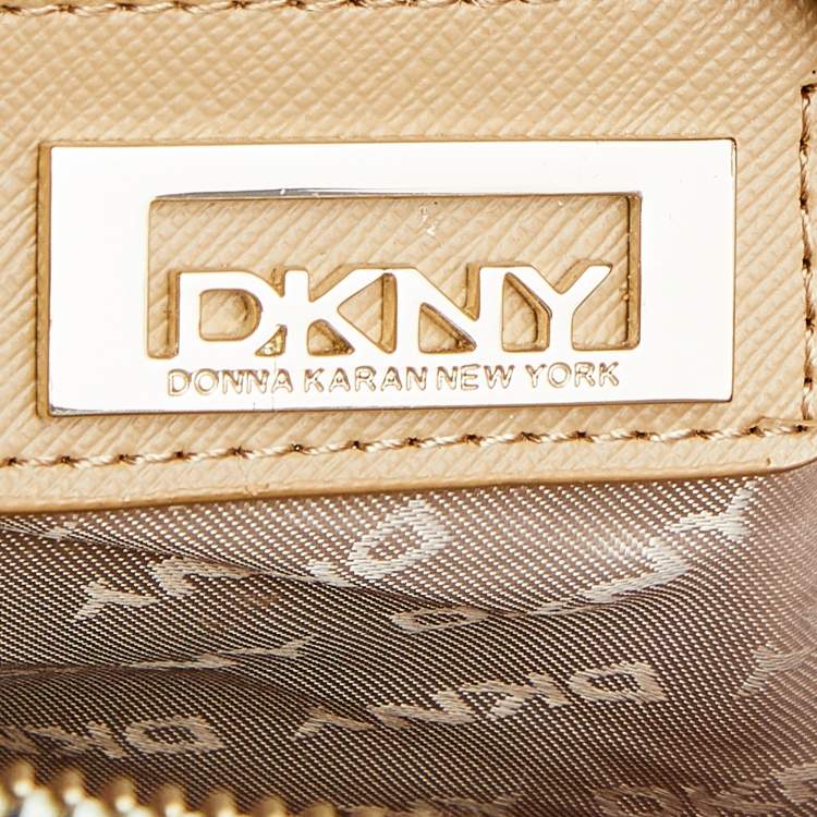 Pre Owned DKNY Beige/White Signature Canvas And Leather Shoulder Bag