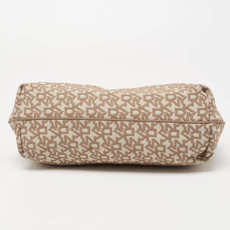 Pre Owned Dkny Beige/Rust Signature Canvas and Leather Baguette Bag