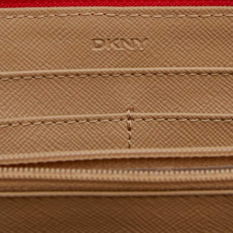 Pre Owned DKNY Red Quilted Leather Zip Around Wallet