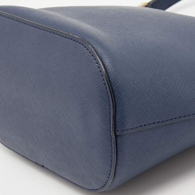 Pre Owned DKNY Navy Blue Leather Crossbody Bucket Bag