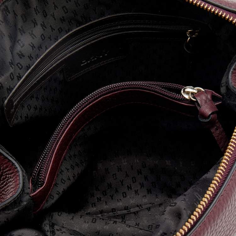 مملوكة مسبقًا DKNY Plum Grained Leather Satchel