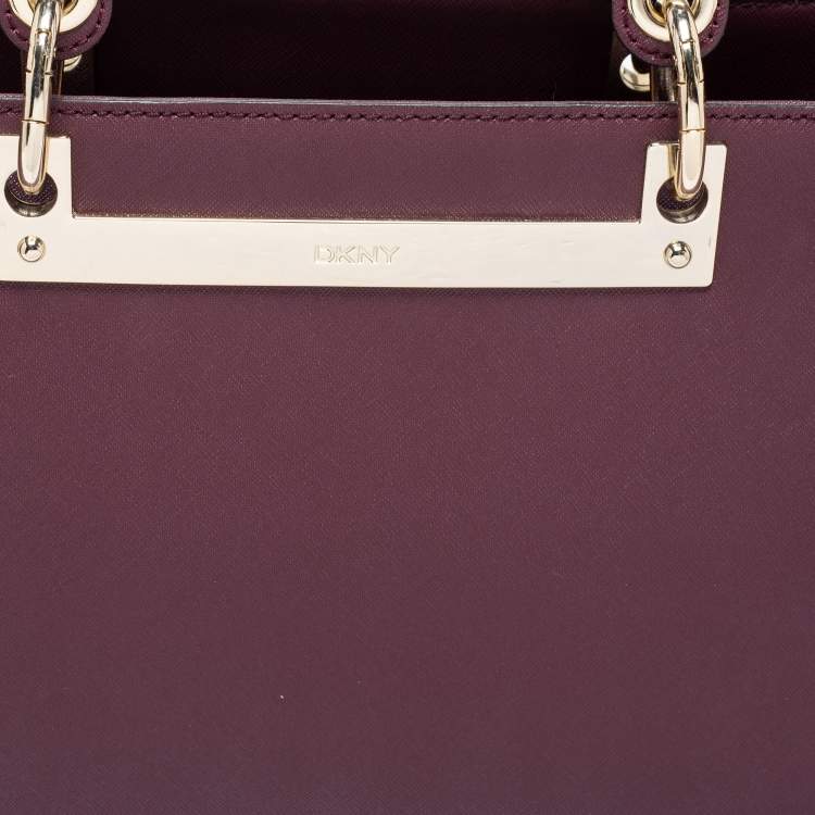 مملوكة مسبقًا DKNY Burgundy Leather Zip Tote