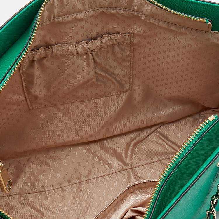 مملوكة مسبقًا DKNY Green Saffiano Leather Bryant Park Chain Tote