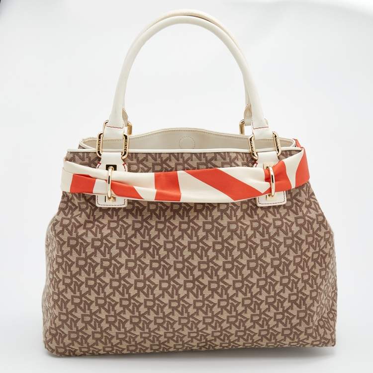 Pre Owned DKNY Beige/Brown Signature Canvas And Leather Tote