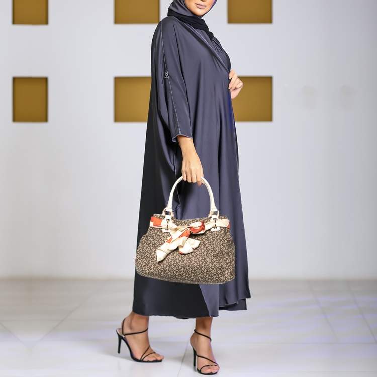 Pre Owned DKNY Beige/Brown Signature Canvas And Leather Tote