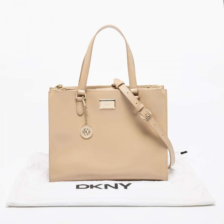 Pre Owned DKNY Beige Glossy Leather Double Zip Tote