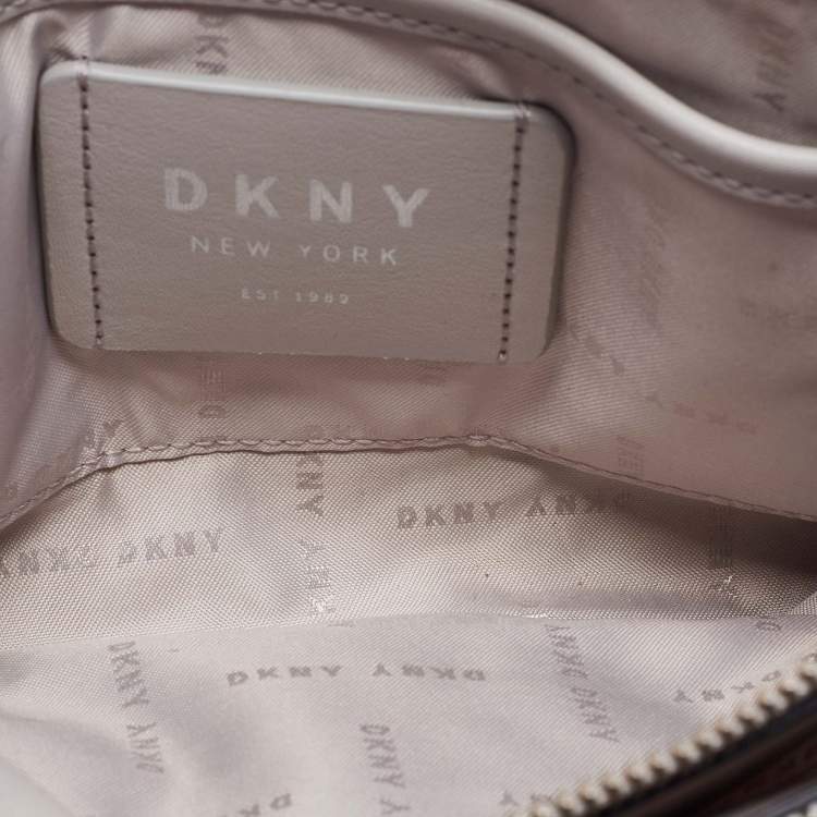 Pre Owned DKNY Grey Leather Allen Crossbody Bag