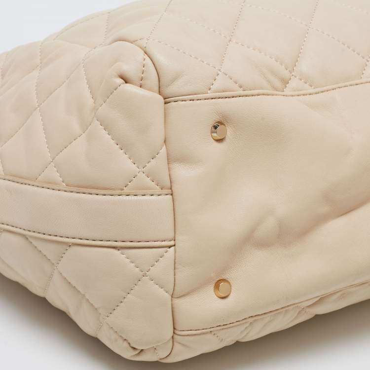 Pre Owned DKNY Beige Quilted Leather Side Chain Turnlock Tote