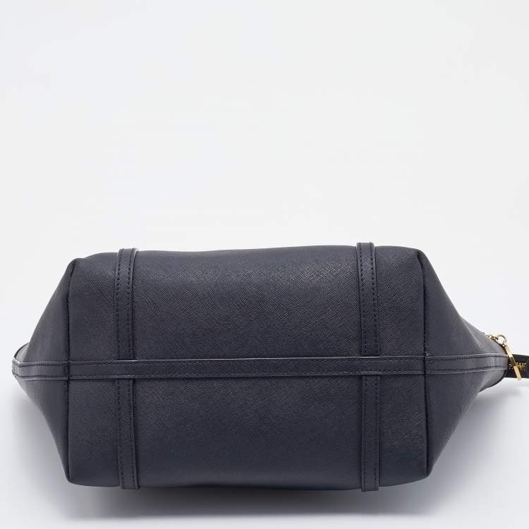 Pre Owned DKNY Black Leather Zip Top Tote
