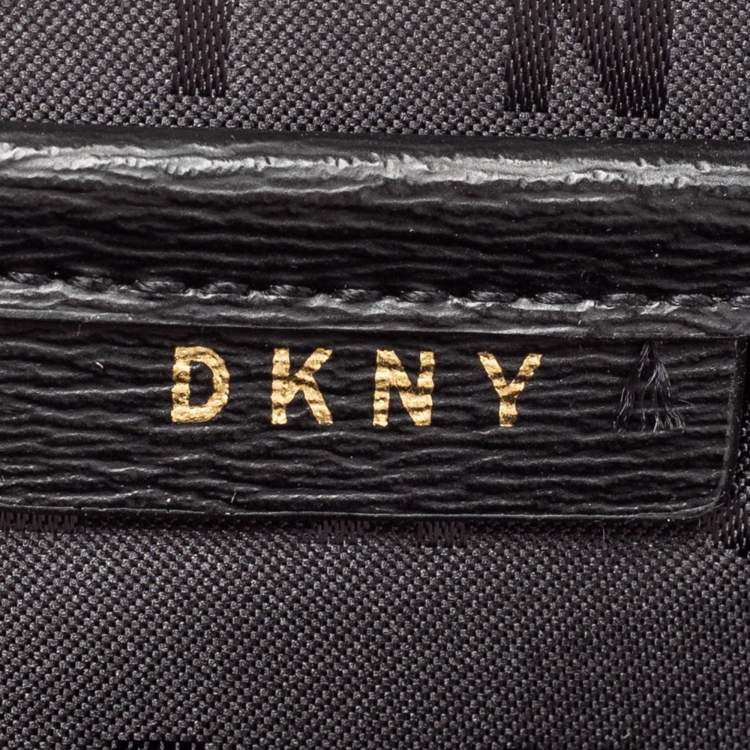Pre Owned DKNY Pink Leather Sara Box Top Handle Bag