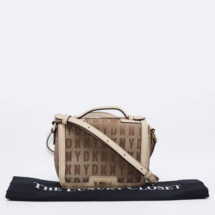 Pre Owned DKNY Beige Signature Canvas and Leather Shoulder Bag