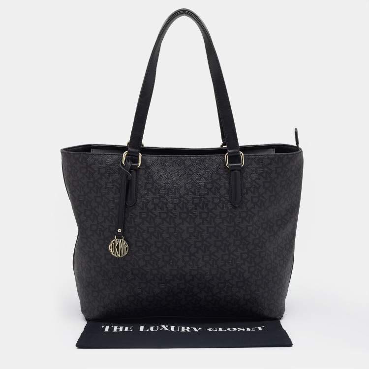 Pre Owned DKNY Black Signature Canvas Tote