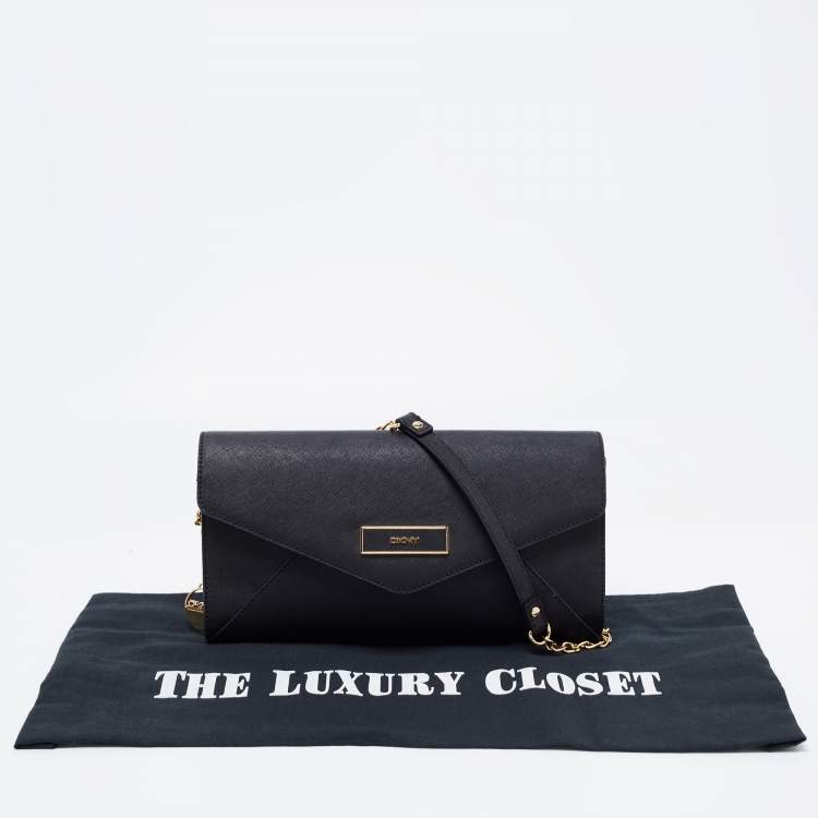 Pre Owned DKNY Black Saffiano Leather Envelope Flap Clutch