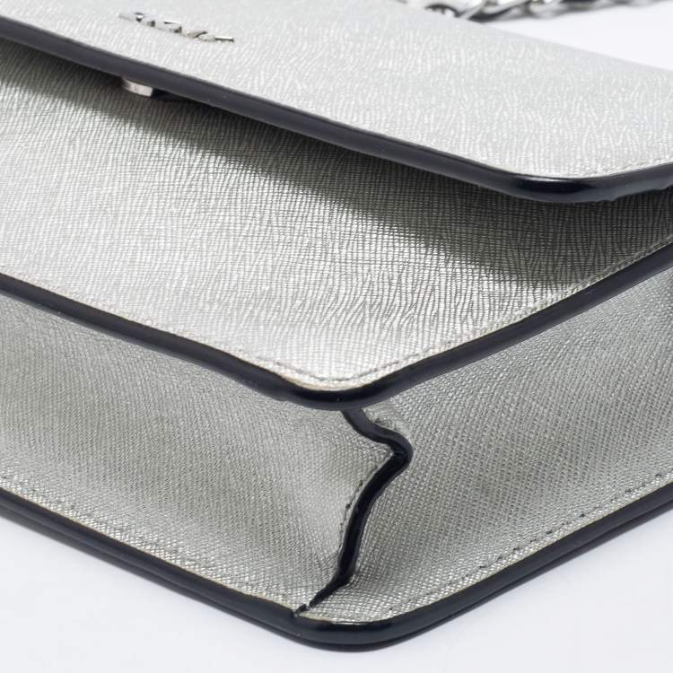 Pre Owned DKNY Silver Leather Bryant Flap Crossbody Bag