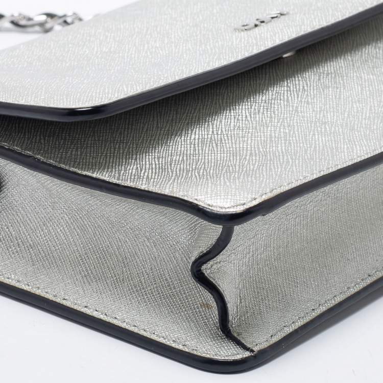 Pre Owned DKNY Silver Leather Bryant Flap Crossbody Bag