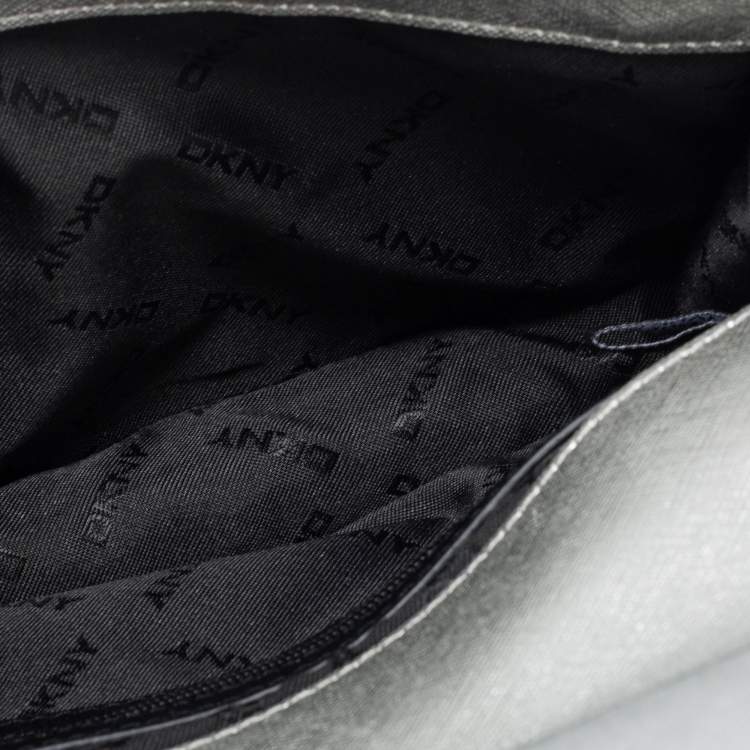 Pre Owned DKNY Silver Leather Bryant Flap Crossbody Bag