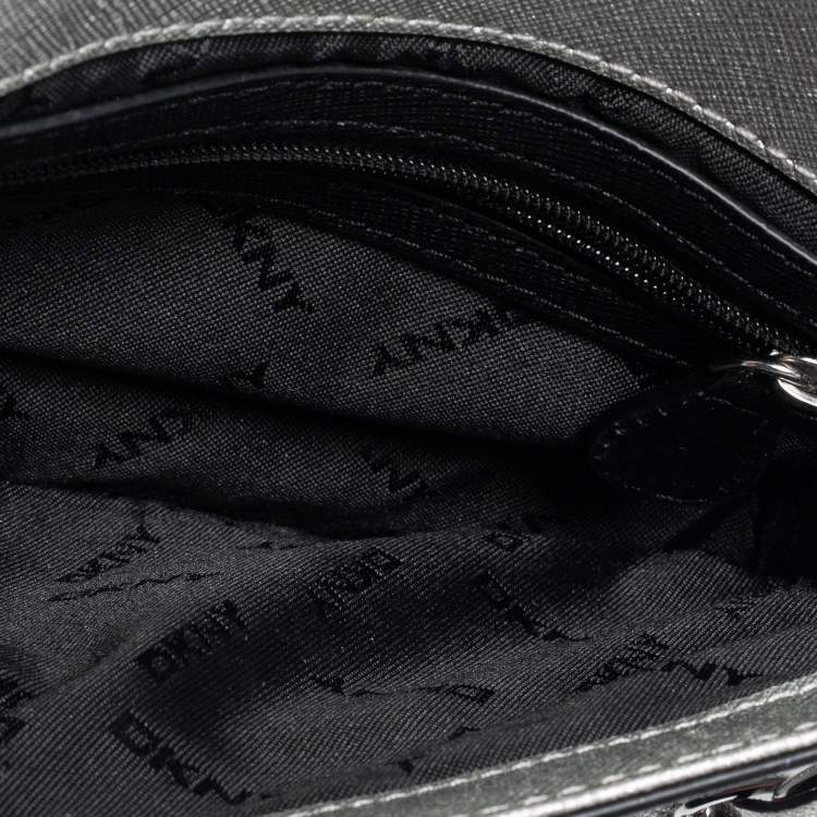 Pre Owned DKNY Silver Leather Bryant Flap Crossbody Bag