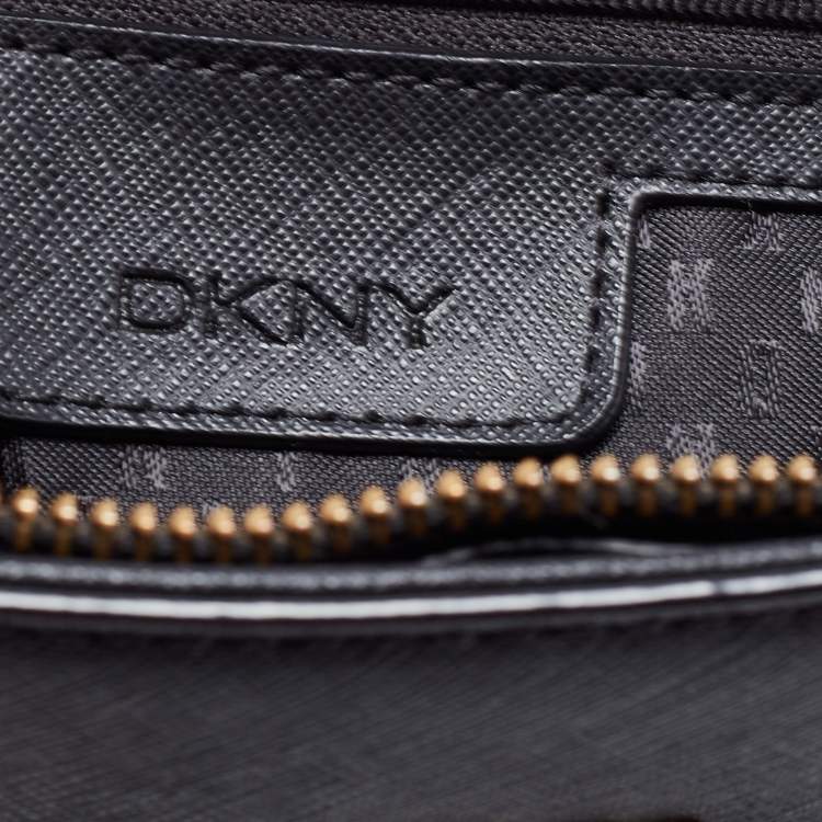 Pre Owned DKNY Black Saffiano Leather Bryant Park Chain Tote