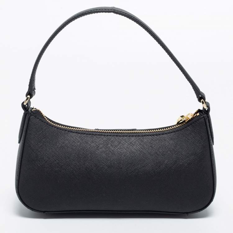 Pre Owned DKNY Black Carol Leather Baguette Bag
