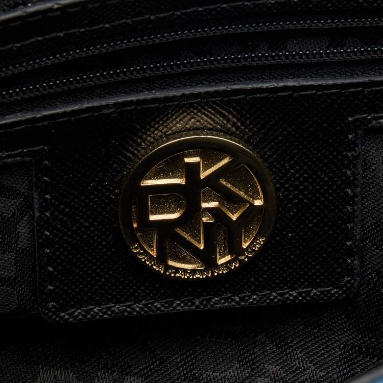 Pre Owned DKNY Blue Leather Flap Shoulder Bag