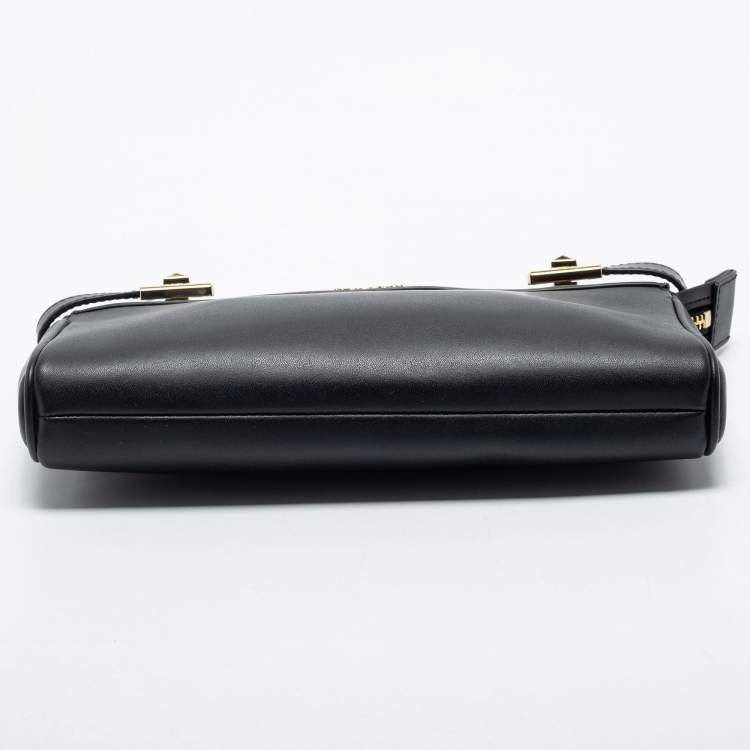مملوكة مسبقًا DKNY Black Leather Chain Shoulder Bag