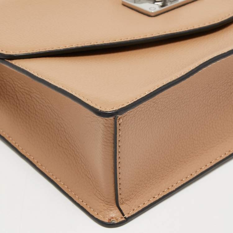 Pre Owned DKNY Beige Leather Elissa Chain Shoulder Bag