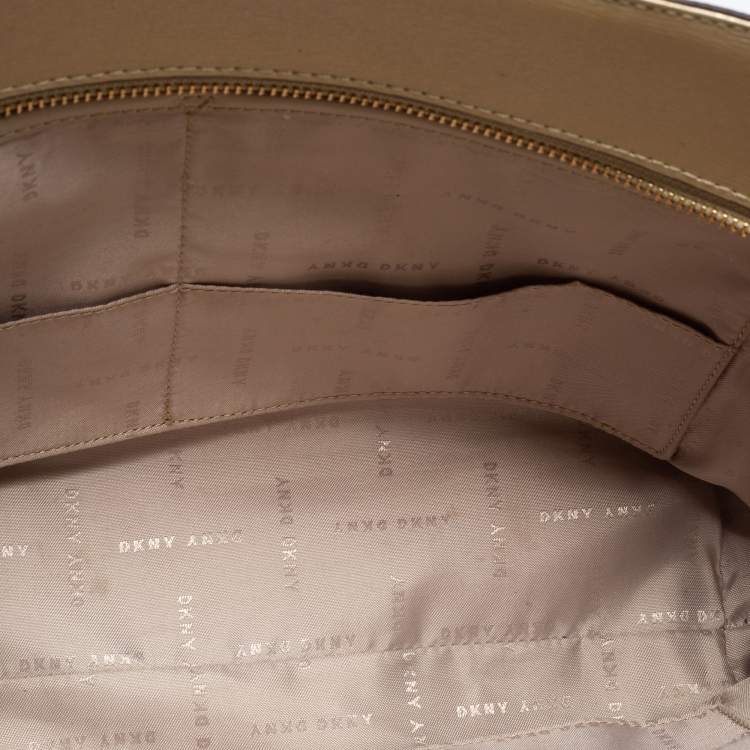 Pre Owned Dkny Beige/Brown SIgnature Canvas Tote